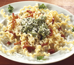 Pasta med hjemmelavet pesto