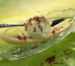 YOGHURT-IS MED BANAN
