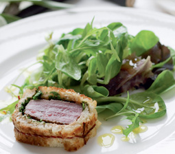 Lammefilet med sprød brødskorpe